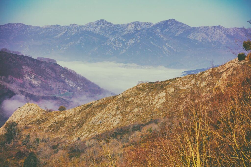 Góry Kantabryjskie mgła