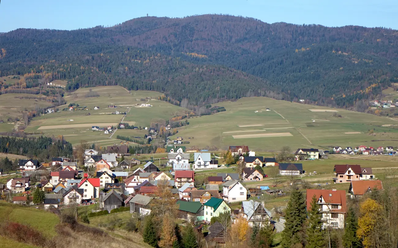 Lubań w Gorcach – szczyt, wieża widokowa, najkrótszy szlak